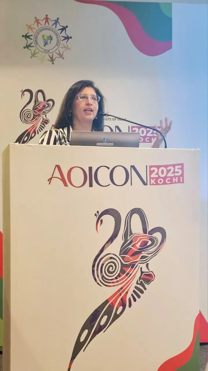 Dr. Sunita Chhapola Shukla speaking at AOICON in Kochi