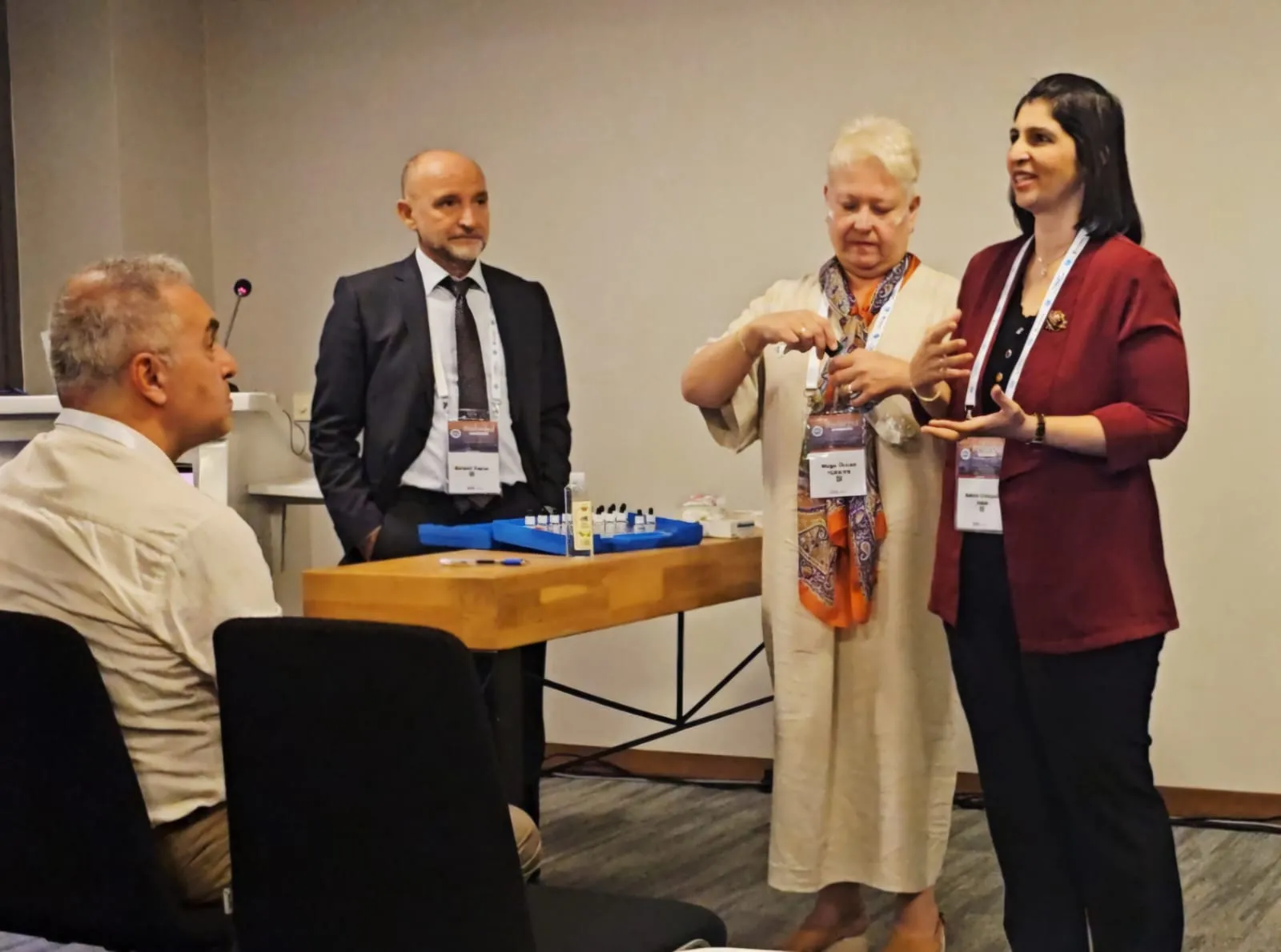 Dr. Sunita Chhapola Shukla demonstrating a skin prick test at the IFOS meeting in Istanbul