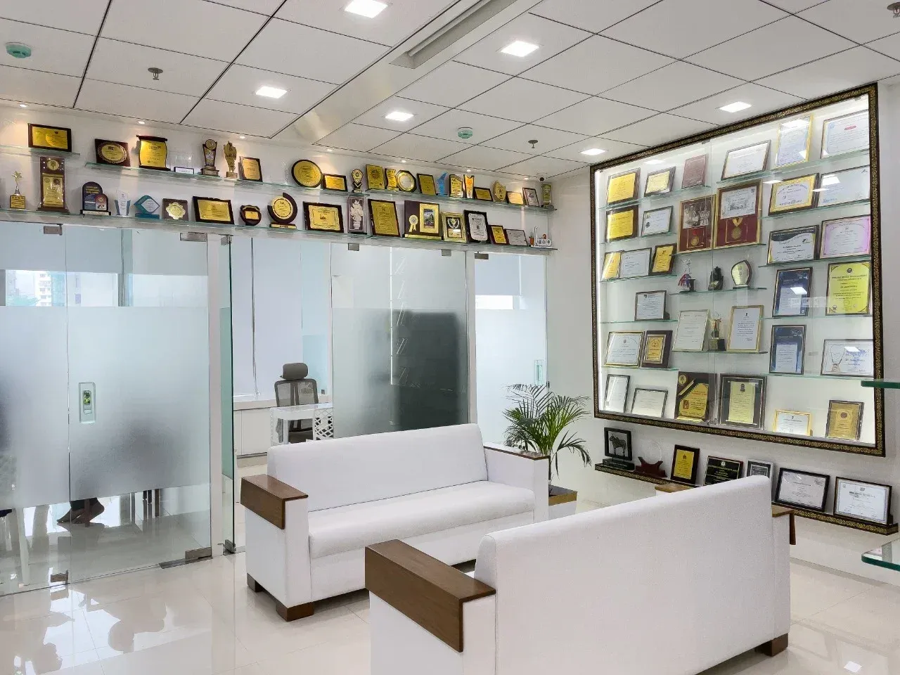 Clinic exterior and reception